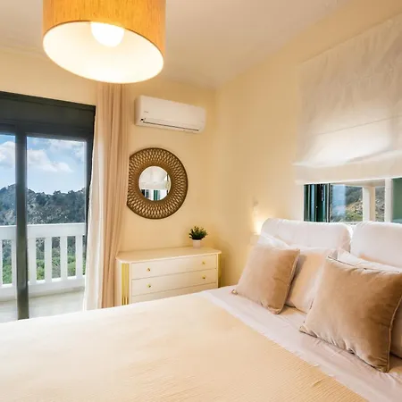 Maria Villa Voládha