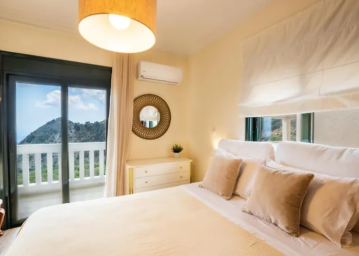 Maria فيلة Voládha