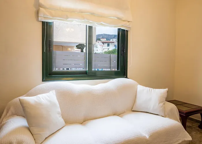 فيلة Maria Voládha