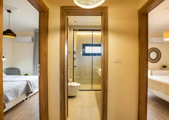 Maria فيلة Voládha